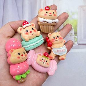 Hete Verkoop <span class=keywords><strong>Cartoon</strong></span> Dier Beer Ijs Schoen Hars Bedels 3d Mixed Craft Cabochon Accessoires Hars Mal Patroon Voor Decoratie