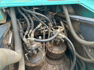 Excavatrice Kobelco SK460 d'occasion, 46 tonnes, équipement lourd, modèle 2021, origine Japon, moteur Hino, pompe PLC, boîte de vitesses, roulement, moteur - Product Image 5