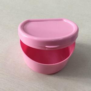 Opbergdoos voor kunstgebit, gebitsprothese of gebitsprothese-apparaat - Product Image 1