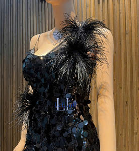 Vestido de Fiesta Elegante para Mujer, con Lentejuelas y Plumas, Estilo Asimétrico, Corte Ajustado, Transpirable y Cómodo, Estilo Urbano - Product Image 6