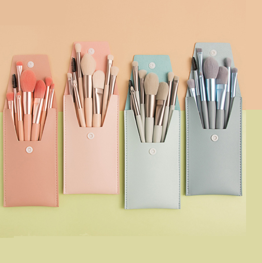 Высокое качество, 8 комплектов в партии, мини-ПК с набор кистей для макияжа с местом для хранения с сумочкой в тон розового цвета макарунов, кисть для нанесения основы под макияж с деревянной ручкой из мягкого меха Портативный косметический набор
