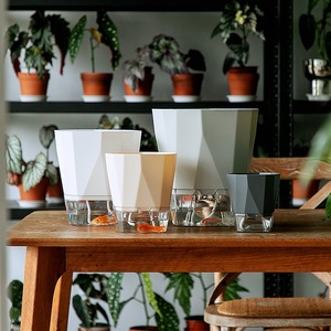 Pot de fleurs en résine plastique auto-absorbant sans arrosage, pot de un gallon pour <span class=keywords><strong>plantes</strong></span> succulentes, orchidées, roses, <span class=keywords><strong>plantes</strong></span> de <span class=keywords><strong>balcon</strong></span>, vente en gros - Product Image 2