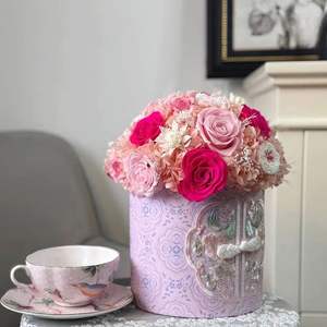 Arrangement floral de roses éternelles et d'hortensias en forme de seau, style chinois, fleurs conservées, cadeau de Saint-Valentin, mariage, décoration orientale - Product Image 1