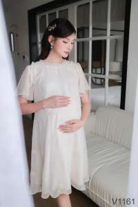 Vestido de maternidad de verano Cómodo tejido transpirable Gasa de seda Floral Bordado Detalle Diseño recto V1161 No decolorado - Product Image 3