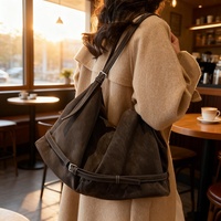 Nouveau sac à main pour femme de grande capacité, style Instagram, en cuir souple, en daim, avec fermeture éclair, mat, tendance, polyvalent