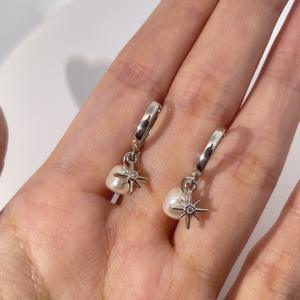 Pendientes de Estrella de Mar de la Serie Océano con Perlas de Imitación y Latón Chapado en Oro Clásico de Tianyu Gems para Mujer - Product Image 3