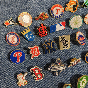Broches en émail personnalisées en gros sur le thème du baseball, badges d'équipe de baseball - Product Image 5