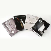 Livre de simulation de couleur en langue étrangère modèle de chambre livre réel bureau de vente étude table basse livre d'accessoires de photographie