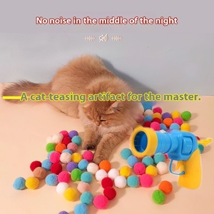 Jouet pour chat Jouet interactif Auto divertissement Jouet Pistolet Fluffy Ball Launcher Silencieux Polyester Ball Cat Teaser Wand - Product Image 3
