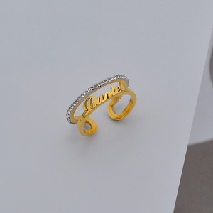 Anillo Doble Chapado en Oro con Diseño de Letra y Diamantes de Imitación, Joyería de Aleación Moderna para Uso Diario, para Mujer - Product Image 5