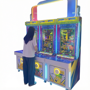 Funspace Machine de jeu de grue en acrylique rose et métal, à monnayeur, 4 joueurs, équipement d'arcade à récompenses pour salle de jeux - Product Image 1
