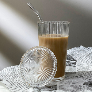 Tazas de té de vidrio acanalado personalizadas al por mayor, vasos de café, tazas de café de viaje personalizadas con tapa de vidrio y pajita - Product Image 5