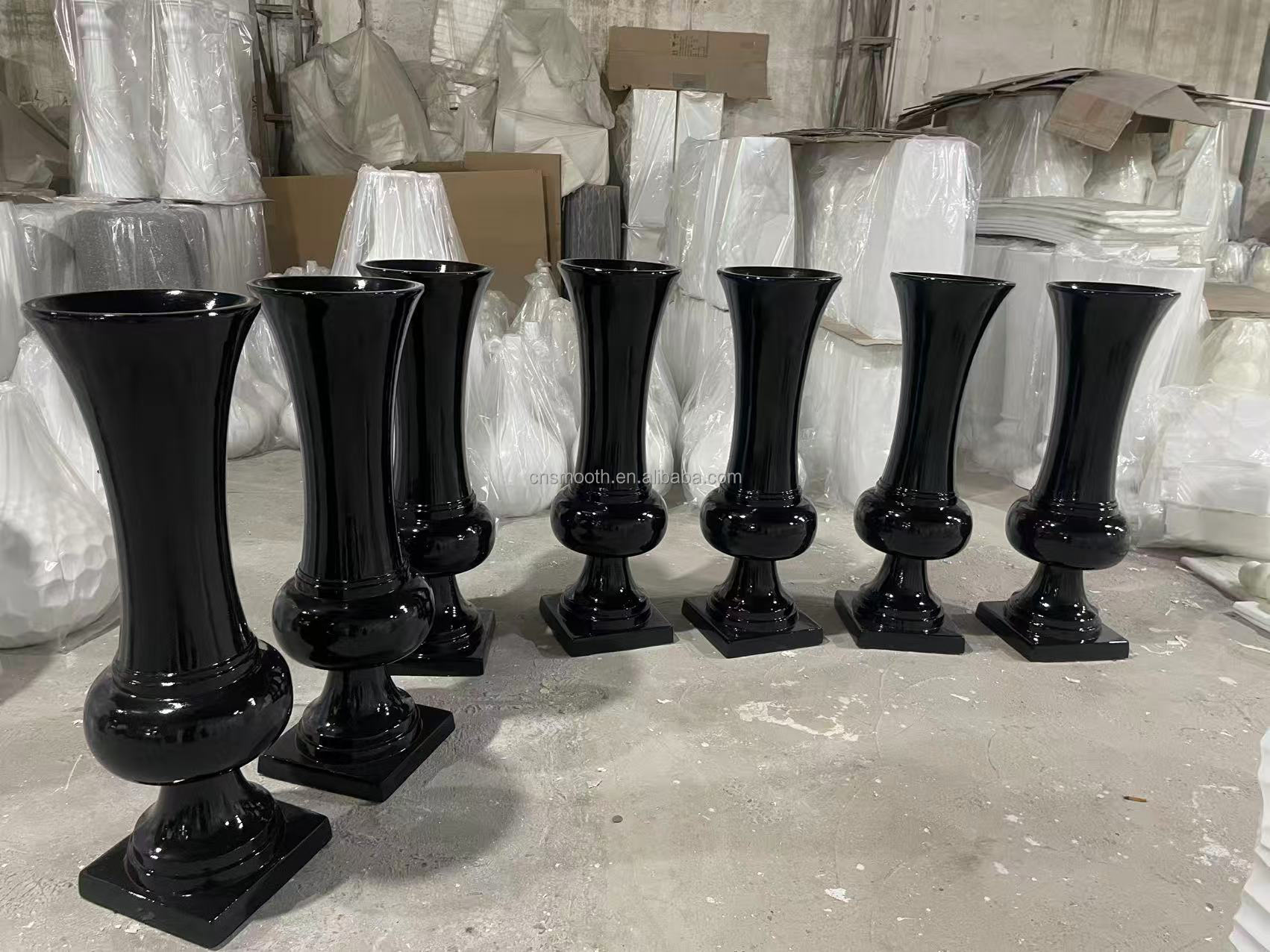 black centerpiece vases