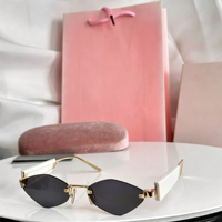 Nouvelles lunettes de soleil unisexes carrées à monture fine, dégradées blanches, avec protection UV400, verres transparents et PC pour une utilisation en extérieur