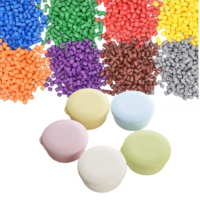 Masterbatch en plastique PP fluorescent néon lumineux pour le moulage et les fibres, personnalisable pour les bacs de rangement pour jouets d'enfants et les organisateurs de salle de jeux