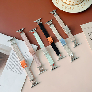 2025 nouvelles femmes mince Silicone bande magnétique pour <span class=keywords><strong>Apple</strong></span> <span class=keywords><strong>Watch</strong></span> 38/40/41mm 42/44/45/49mm Ultra dame mode <span class=keywords><strong>Bracelet</strong></span> <span class=keywords><strong>Bracelet</strong></span> - Product Image 3