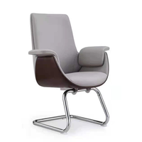 Chaise de bureau en mousse haute densité avec base métallique pivotante et réglable en hauteur pour bureau privé et salle d'étude – Vente en gros