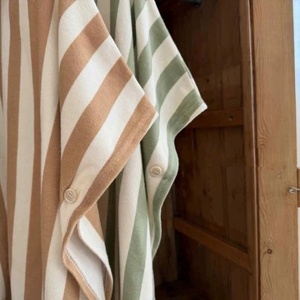 Serviette <span class=keywords><strong>de</strong></span> bain à capuche pour enfants 100% coton personnalisée, <span class=keywords><strong>peignoir</strong></span> rayé pour bébé, poncho <span class=keywords><strong>de</strong></span> bain, cape <span class=keywords><strong>de</strong></span> <span class=keywords><strong>plage</strong></span> douce pour les tout-petits garçons et filles - Product Image 5