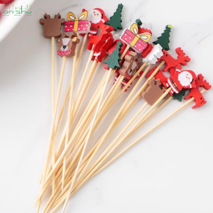 Piques en bambou sur le thème de Noël pour <span class=keywords><strong>les</strong></span> amuse-gueules et la décoration de gâteaux - Product Image 1