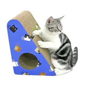 DEKU אולטימטיבי גרוד משולש צורת קרטון חתול Scratchers קרטון מותאם אישית לוגו OEM לחיות מחמד צעצועי CATNIP צעצועי CN; גואה