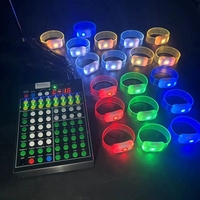 Bracelets lumineux LED magnétiques télécommandés 15 couleurs, portée 800m, écologiques, pour concerts, fêtes et événements annuels
