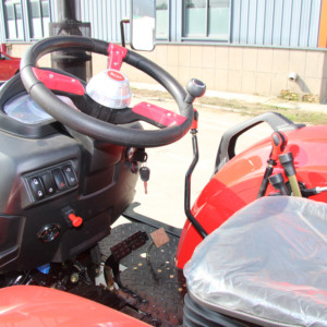 Tractor Agrícola TT1404 con Navegación GPS, Cabina con Aire Acondicionado y Tracción 4x4 - Product Image 4