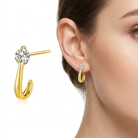 Boucles d'oreilles clous minimalistes tendance en argent sterling 925 plaqué or 18 carats, incurvées et mignonnes, avec zircon cubique, cadeau pour femme