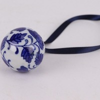 Décoration de Noël JD-05, boule en porcelaine bleue et blanche faite à la main en Chine, ornement pour arbre de Noël
