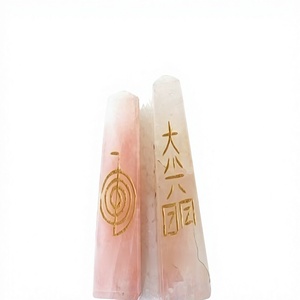 Pirámide de Ágata Negra Grabada con el Logotipo de Reiki, Artesanía de Piedras Preciosas para Sanación con Reiki, Meditación y Decoración del Hogar - Product Image 5