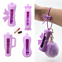 Étui de protection personnalisé en silicone de qualité alimentaire pour rouge à lèvres, baume et brillant à lèvres avec crochet métallique – Support pour baume à lèvres et stick réparateur