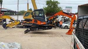 Mini-pelles sur chenilles Hitachi ZX50 ZX55 ZX60 d'occasion en bon état, 5 tonnes, moteur, pompe, faible nombre d'heures de fonctionnement, composants hydrauliques principaux - Product Image 5