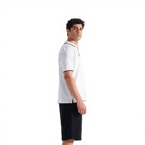 เสื้อเชิ้ตผู้ชายแบบเรียบง่าย สวมใส่สบาย ผ้าถักเนื้อนุ่ม น้ำหนักเบา ระบายอากาศได้ดี ดีไซน์สวยงาม ผลิตจากผ้าโพลีเอสเตอร์ผสมฝ้าย แขนสั้น - Product Image 3