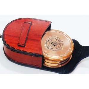 Brújula de Bolsillo de Latón Marina Modelo Londres 1920 con Estuche de Cuero, Herramienta de Navegación Portátil para Senderismo con Dial y Puntero - Product Image 2