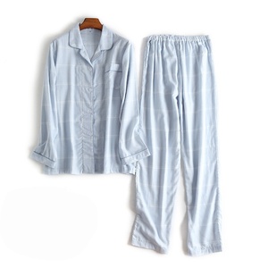 Vente en gros de vêtements de nuit pour femmes en soie, jupe à bretelles, robe de nuit en <span class=keywords><strong>dentelle</strong></span> à col en V, pyjamas en soie pour dames 100 - Product Image 4