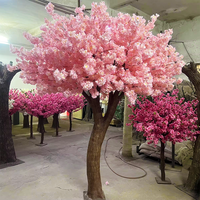 Arbre artificiel de fleurs de cerisier rose clair, petit arbre floral pour la décoration de mariage, arbre à fleurs sur pied