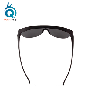 Último uv400 <span class=keywords><strong>lentes</strong></span> polarizadas vintage grande de los hombres gafas de sol de moda - Product Image 2