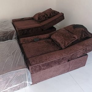 Fauteuil de pédicure moderne de luxe, robuste et élégant, pour salon et <span class=keywords><strong>spa</strong></span>, offrant une position confortable et relaxante. - Product Image 1