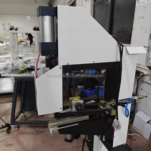 Coin de boîte rigide semi-automatique formant le <span class=keywords><strong>prix</strong></span> de machine de collage de ruban adhésif - Product Image 3