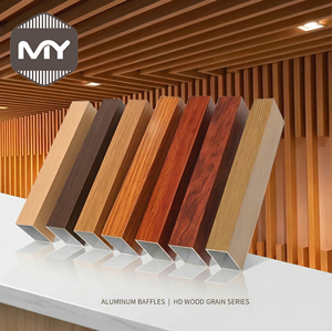 Panneau <span class=keywords><strong>de</strong></span> plafond tubulaire en aluminium à grain <span class=keywords><strong>de</strong></span> bois, matériau linéaire moderne, étanche, pour décoration intérieure, <span class=keywords><strong>prix</strong></span> usine MEIYU - Product Image 1