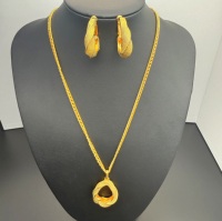 Parure de bijoux tendance plaqué or 24 carats, collier et boucles d'oreilles en alliage torsadé, pendentif créole, idéal pour mariages et fêtes à Dubaï, cadeau pour femme