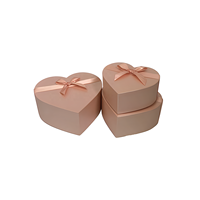Boîte cadeau de haute qualité avec nœud, boîte à fleurs en papier perlé en forme de cœur, lot de 3 pièces, boîte d'emballage cadeau personnalisée