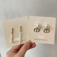 Porte-cartes en papier de différentes tailles avec logo personnalisé pour bijoux carte à bijoux suspendue en carton étiquette volante carte de remerciement pour boucle d'oreille