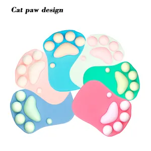 Factory price Cat Paw Soft Silicone Wrist Rests Cute Wrist Cushion Mouse pad keyboard with wrist rest