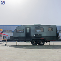 Camping-car porte-équipements CAMPTRL avec porte-rampe, espace garage pour VTT et moto, et espace de vie complet