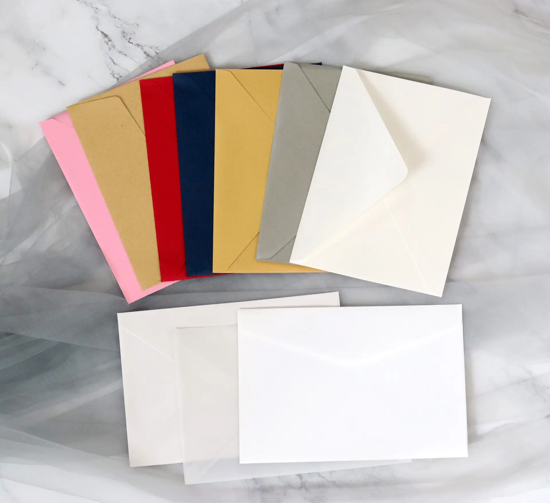 Venta al por mayor sobre de papel sobres de productos personalizados al por mayor decorativo hecho a mano para colorear impresión papel Kraft impresión Offset
