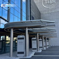 Panneau d'affichage LED extérieur haut de gamme en acier inoxydable/aluminium, étanche IP65, totem lumineux, panneau directionnel, pylône autoportant pour toit