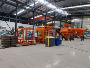 Máquina Automática Hidráulica para Fabricar Bloques Huecos QT6-15 Europea, Precio de Venta de Ladrillos Entrelazados para Ghana - Product Image 6