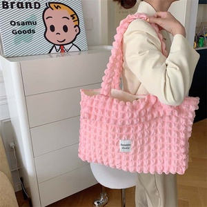 Bolso Tote de Poliéster Tejido a Crochet, Pequeño, con Rayas Blancas, Dos Asas, Cierre de Botón, Estilo Femenino, para Uso Diario en Todas las Estaciones - Product Image 3