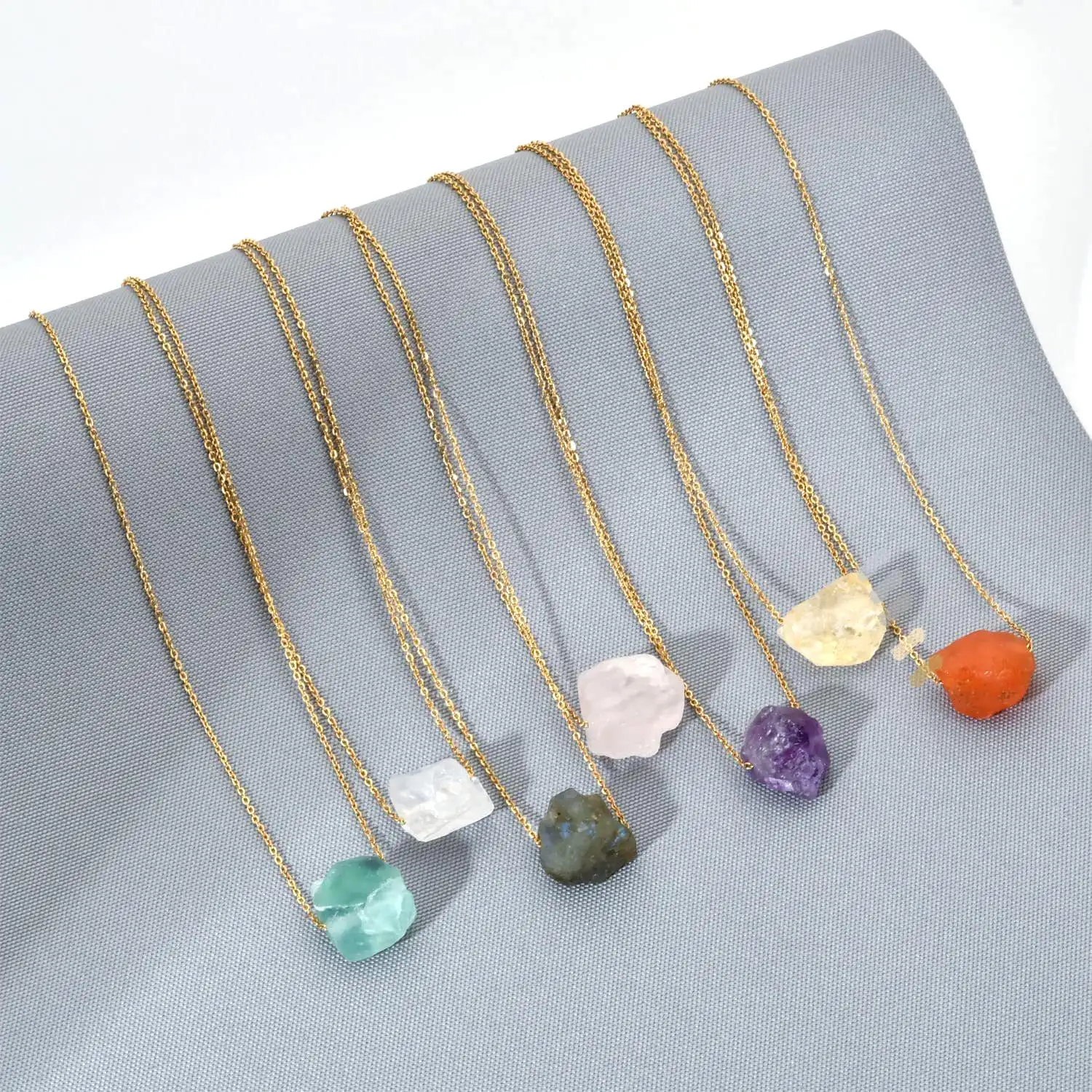 Elegant Style natural gemstone fashion jewelry raw stone healing crystal reiki feng shui irregular crystal 18k gold necklace