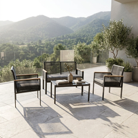 Ensemble de canapé d'extérieur moderne et confortable en acier, 4 pièces, noir, en rotin tressé, avec 2 fauteuils et accoudoirs en WPC pour jardin